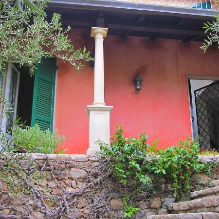 Belvilla By Oyo Villa Shakti Lerici Ngoại thất bức ảnh